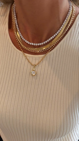 Courtside Lola Stack